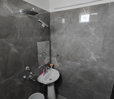 Faizabad Hotel | Kailasha Garden and Banquet Hotel