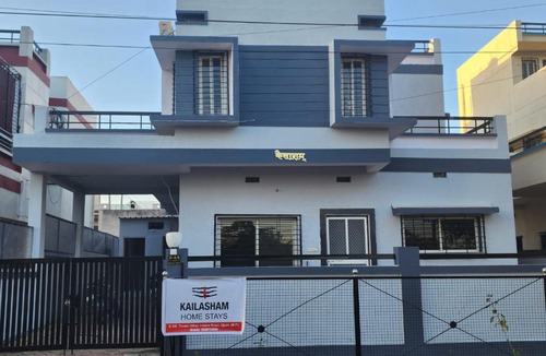 Ujjain House | Kailasham by Nagas