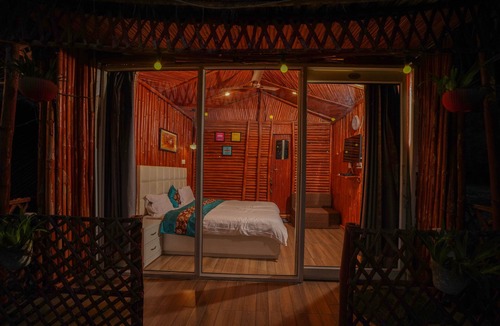 Kandaghat Hotel | Kainaat A Riverside Homestay