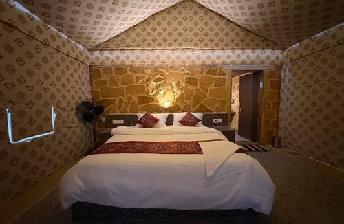 Kanoi Hotel | Kalp Desert Camp