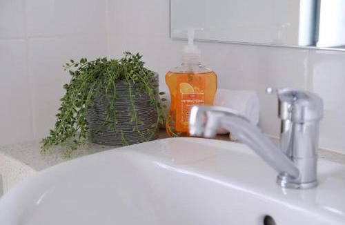 Kellyville House | Kellyvile Delight 5BrHouseParkingShopping Center