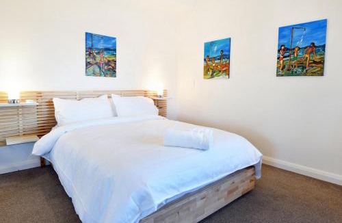 Wollongong CBD Apartment | Kembla