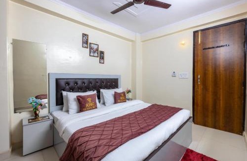 Dwarka Apartment | King Studio Apartment with Open Terrace