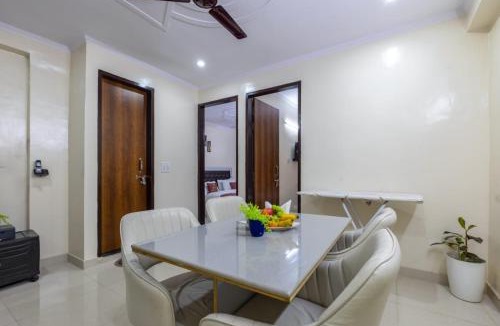 Dwarka Apartment | King Studio Apartment with Open Terrace