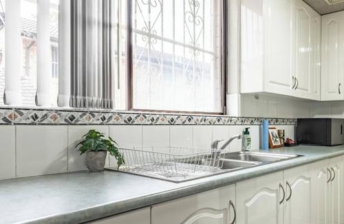 Cabramatta House | KozyGuru | Cabramatta | Spacious 3BR Townhouse