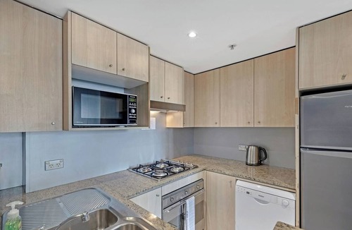 Haymarket Apartment | KozyGuru | Haymarket | 2Bed 2Bath Apt