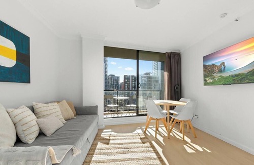 Haymarket Apartment | KozyGuru | Haymarket | Cozy 2-Bedroom Apartment