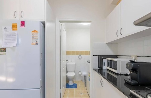 Homebush West Apartment | KozyGuru | Homebush West | 3-Beds Apt with Parking