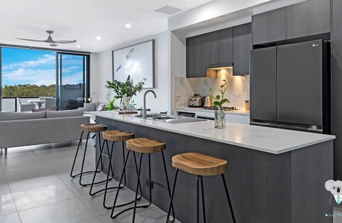 Penrith Apartment | KOZYGURU PENRITH 3 BED APT FREE PARKING