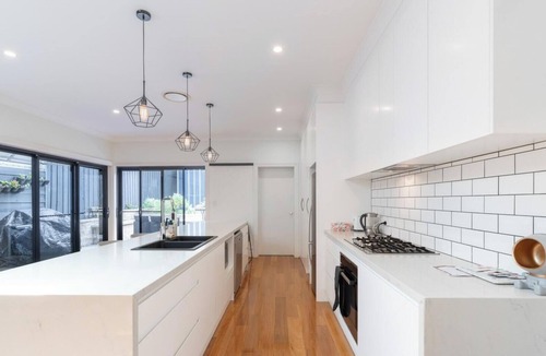 Rose Bay House | KozyGuru | Rose Bay | 3BR Steps to Beach + Parking