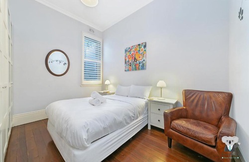 Rozelle Apartment | KOZYGURU ROZELLE COSY DREAM HOLIDAY HOME 3 BED HOUSE + FREE NRZ196