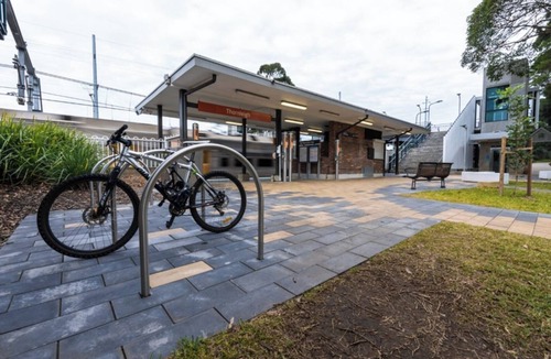 Thornleigh Apartment | KozyGuru | Thornleigh | Nice Cosy Close to All