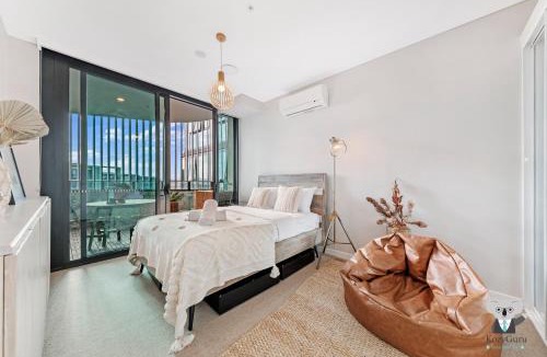Wentworth Point Apartment | KozyGuru | Wentworth Point | 2 Beds stylish APT + Free Parking