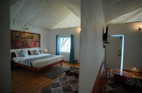 Chamboa Sarjela Hotel | Kumbhal Van Resort Unit of Chandraprabha