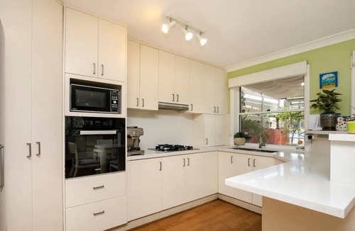 Narrabeen House | Lakeside Retreat - Lakefront