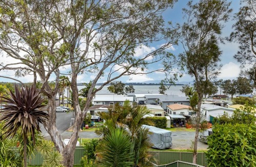 Forster House | Lakeview on Victoria