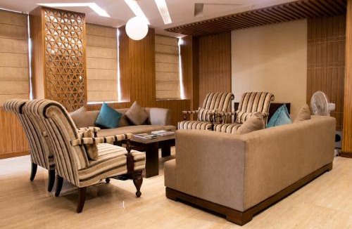 Marhi Hotel | Landmark, Rewa - AM Hotel Kollection