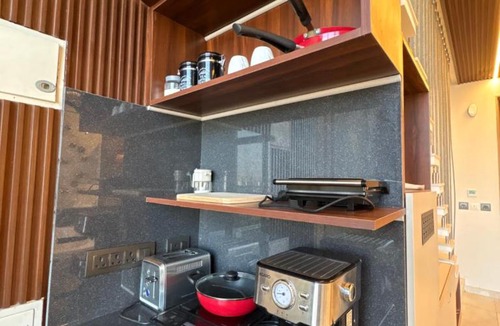Gurugram Apartment | Lapstay LOFT0812 Duplex City View