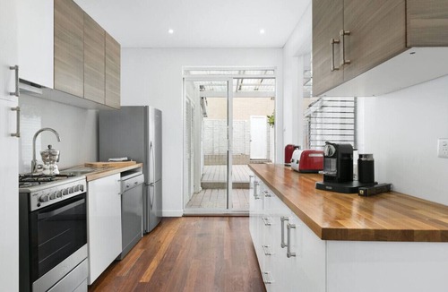 Paddington House | Large Paddington home 3 BR, Best location + Views
