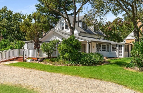 Alpine Cottage | Lavender Cottage, Alpine, Southern Highlands