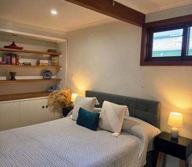 St Ives Apartment | Leafy Suburb Oasis with Comfort and Charm