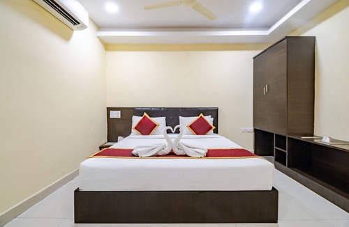 Kukatpally Housing Board Colony Hotel | Lemonridge by Monday Hotels Kukatpally