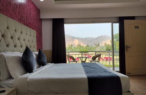 Dhikuli Resort | Lemonwood Riverside Premium Resort