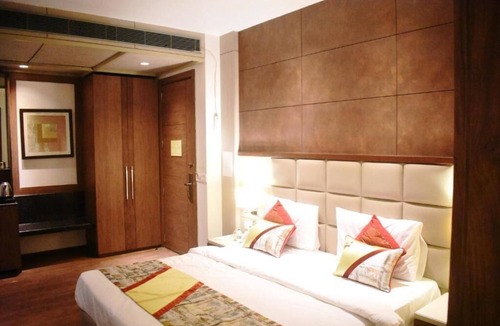 Chhatarpur Hotel | Lemonwood Suites