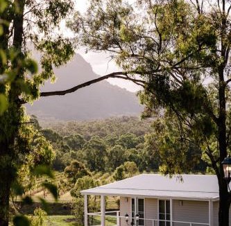 Pokolbin Hotel | Leogate Estate Villas