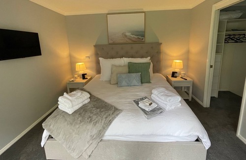 Macquarie Hills House | Light and roomy, home away from home