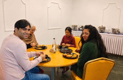 Sushant Lok Bed & Breakfast | Lime Tree Hotel Huda City Centre - Gurugram, Sector 29