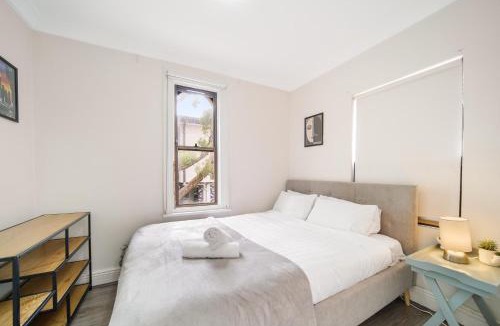 Zetland Apartment | Little Manhattan 1BR Designer Zetland Retreat
