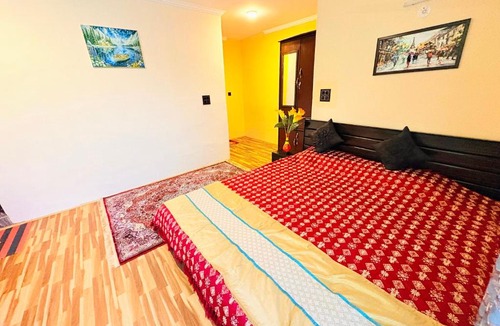 Brein Bed & Breakfast | Little Paradise Kashmir