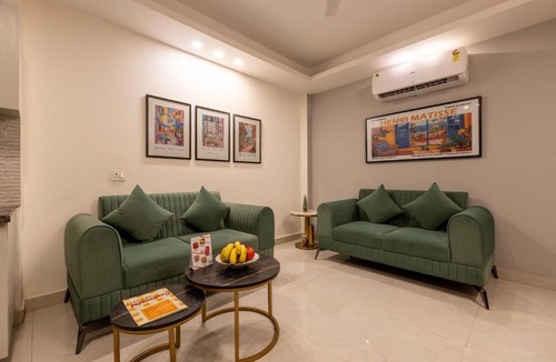 Sushant Lok Hotel | Liv Regalia-Cityzen