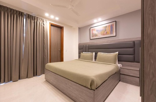 Sushant Lok Hotel | Liv Regalia-Cityzen