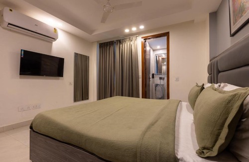 Sushant Lok Hotel | Liv Regalia-Cityzen