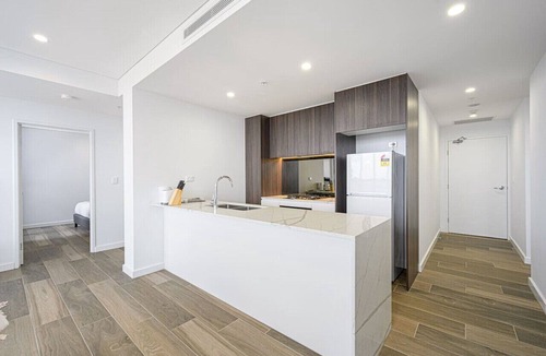 Liverpool Apartment | Liverpool Brand new 2 Bedroom APT View & Parking