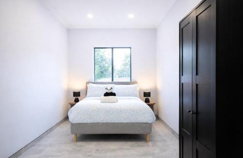 Liverpool Apartment | Liverpool CBD Modern 2BR Stay