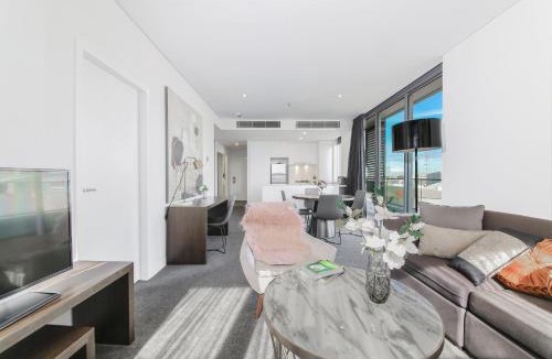 Chatswood CBD Apartment | lovely 2 bds in heart chatswood free parking