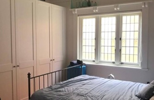 Lewisham Apartment | Lovely one-bedroom ground floor unit