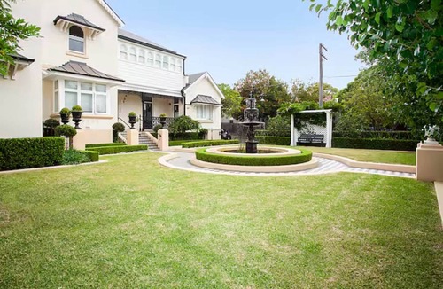 Lewisham Apartment | Lovely Studio with Patio