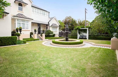 Lewisham Apartment | Lovely Studio with Patio 25 min from Sydney CBD