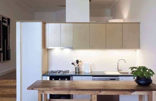 Surry Hills Apartment | Luxe Loft Style Retreat in Surry Hills + Pool Gym