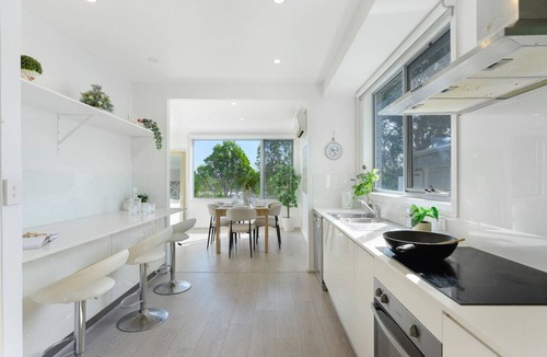 Collaroy House | Luxry 6BR Home & Private Pool Near Collaroy Beach