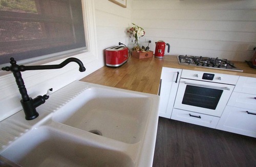 Barrengarry Cabin | Luxurious Boutique Cabins (2 King Bedrooms) and Amazing Views in Kangaroo Valley