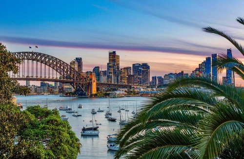 Lavender Bay Apartment | Luxurious Couple's Nest - With Iconic Sydney Harbour Bridge Views
