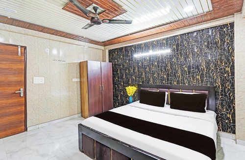 Greater Noida Hotel | Luxurious Hotel with AC & Spacious Bedrooms in Greater Noida
