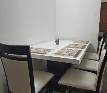 Sayajiganj Apartment | Luxury 3 BHK furnished flat in Vadodara