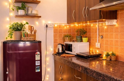 Taj Ganj Apartment | Luxury 3BR Apartment with Pool, Gym & Near Taj Mahal