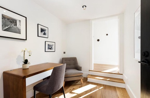 Millers Point Apartment | Luxury Barangaroo Apartments